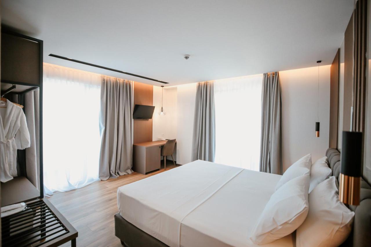 Deluxe Doppelzimmer mit Balkon und Meerblick