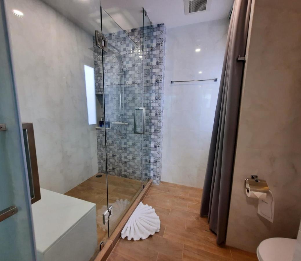 Grand Deluxe Double Room with Bath