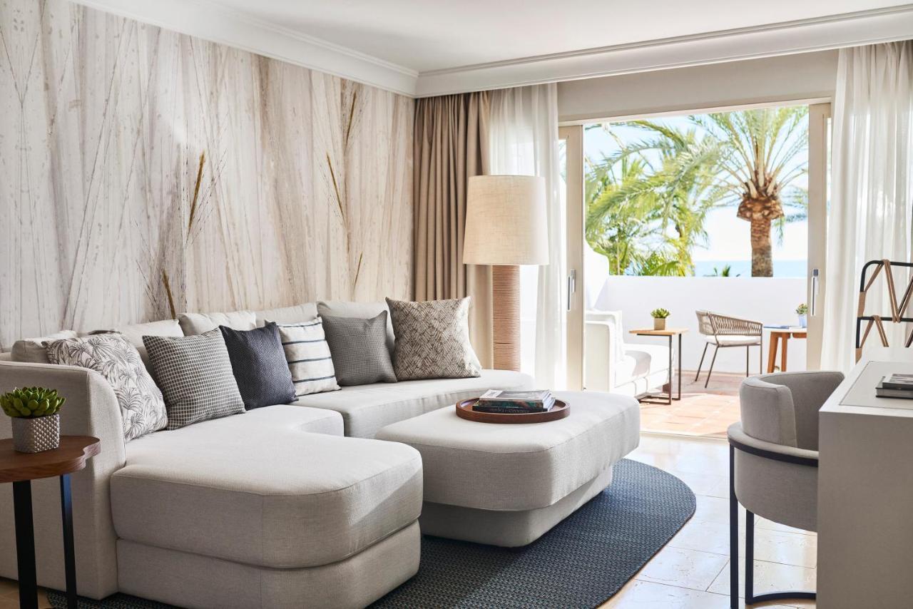Deluxe Junior Double Suite Partial Sea View