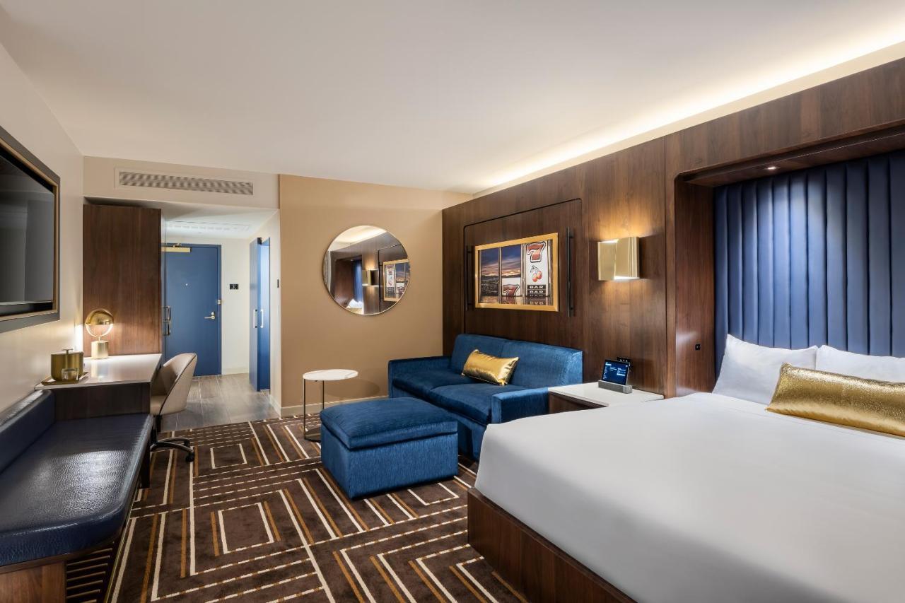 Einzelzimmer mit Kingsize-Bett