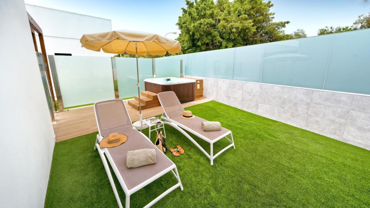 Deluxe Zimmer mit privatem Garten und Whirlpool