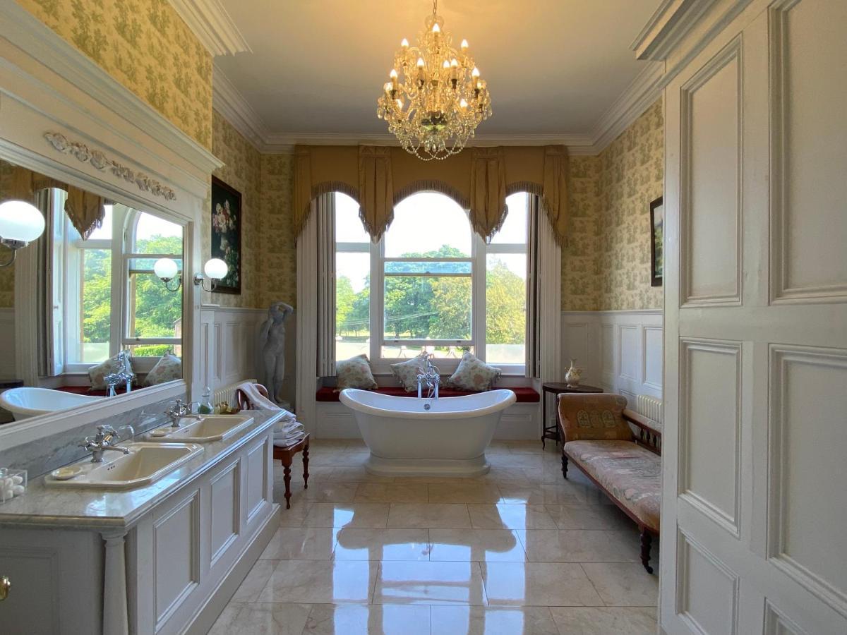 Junior Suite with Garden View