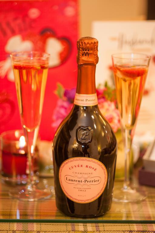 Luxe Tweepersoonskamer met Bubbelbad - Tivoli Suite