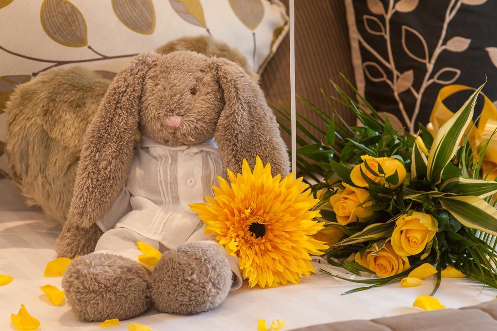 Luxe Kamer met Hemelbed en Bubbelbad - Honey Suite