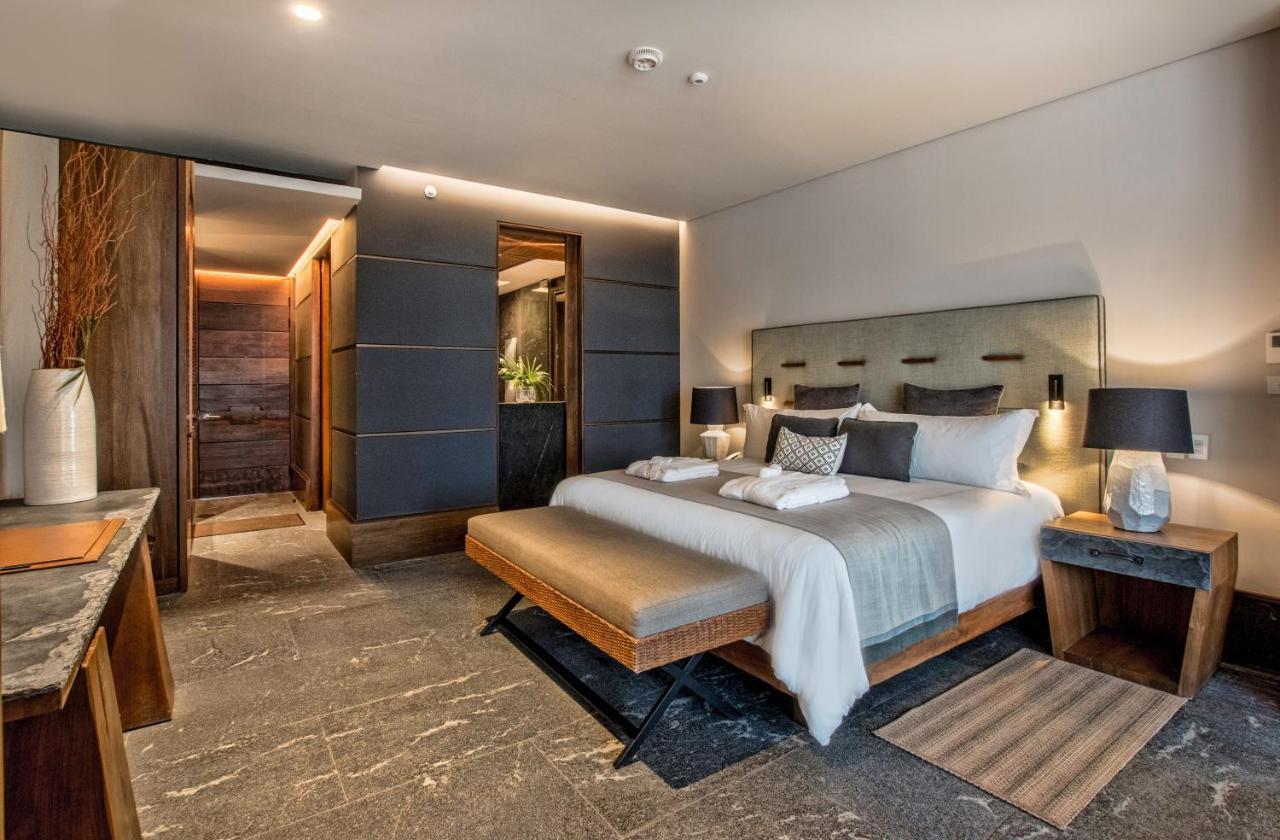 Suite Junior Lit King-Size - Vue sur Environnement Tropical