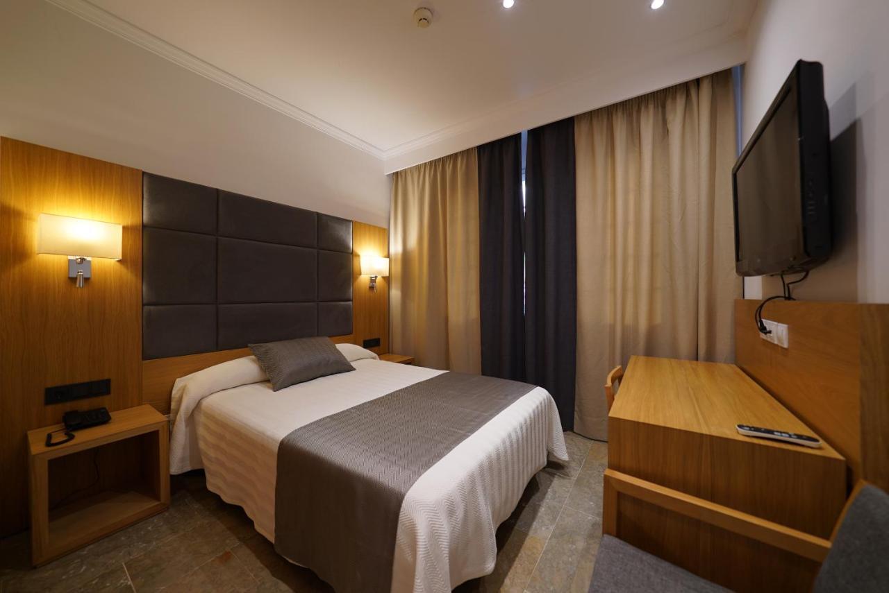 Single Room,1141925296:JPEG