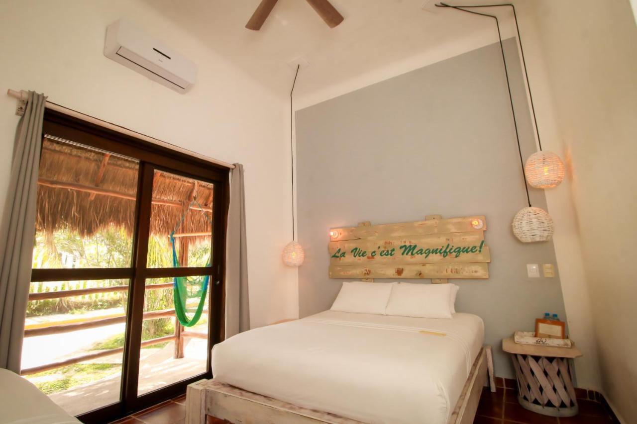 Double Room with Balcony (3 Adults)