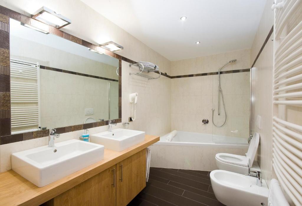 Superior Double Room,266528685:JPEG