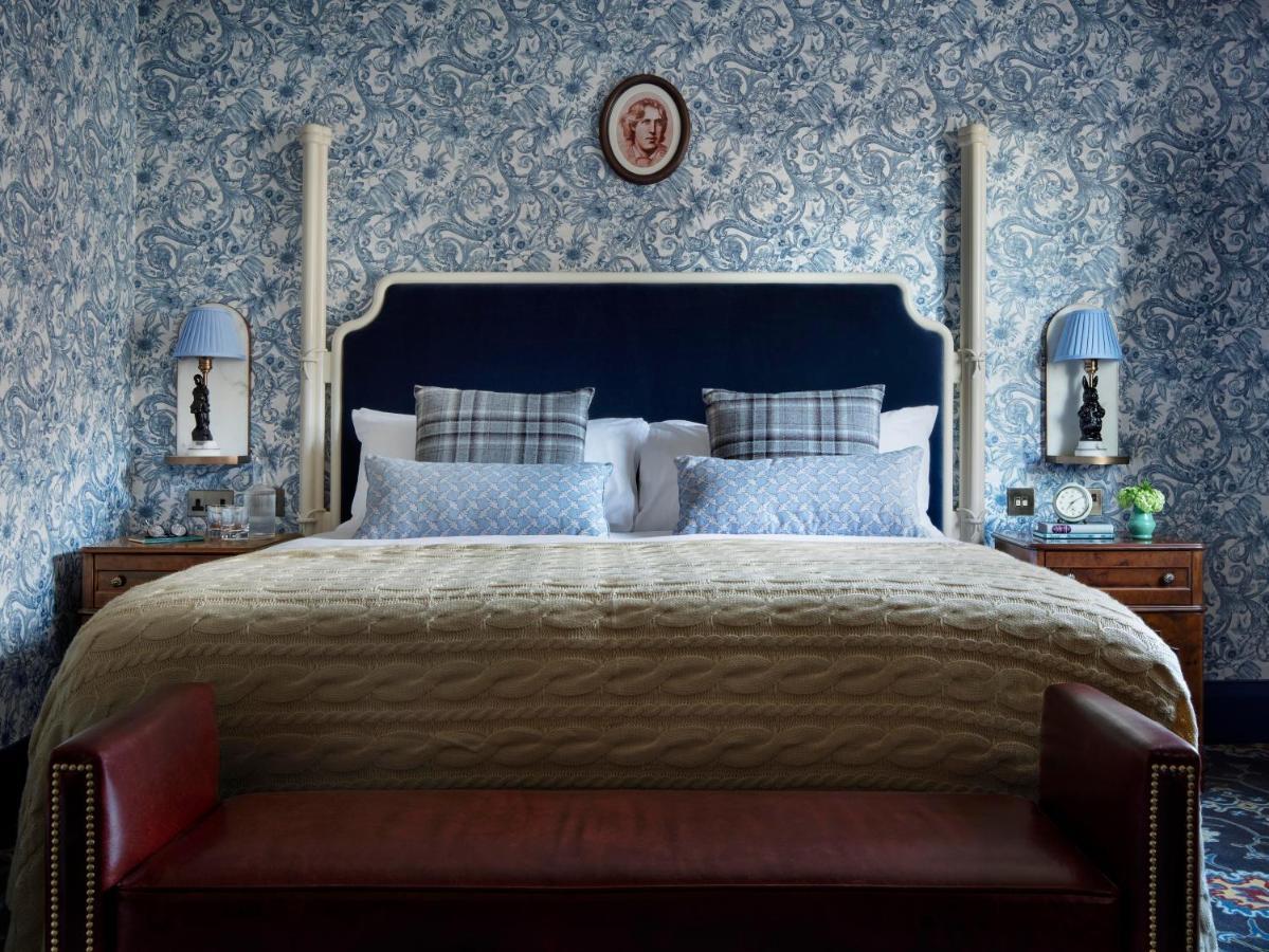 Graduate Double Room with Historic View