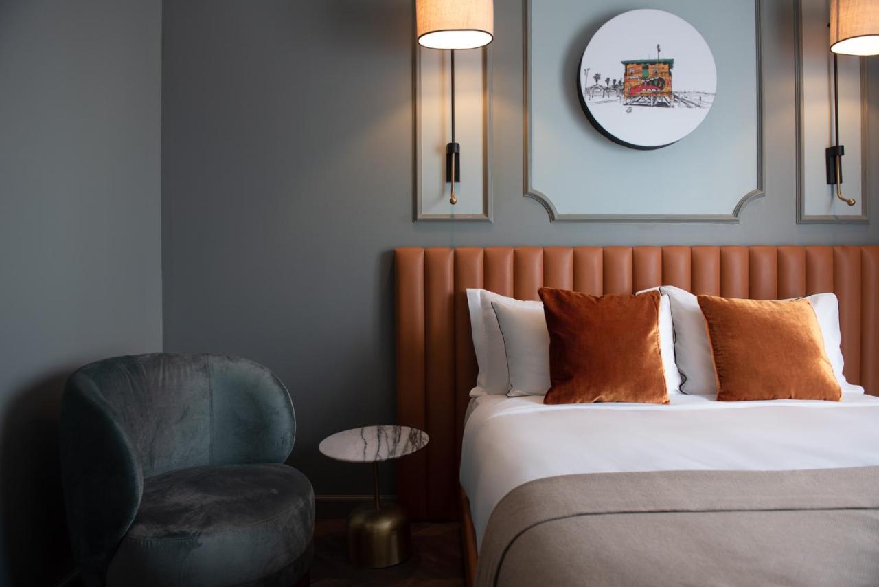 Double Room,1629489986:JPEG