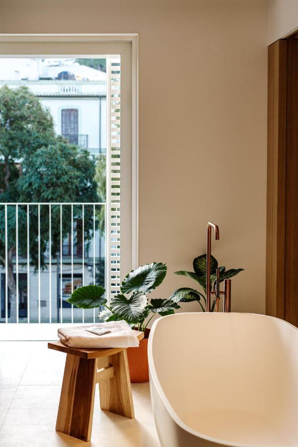 Studio Suite,1231538906:JPEG