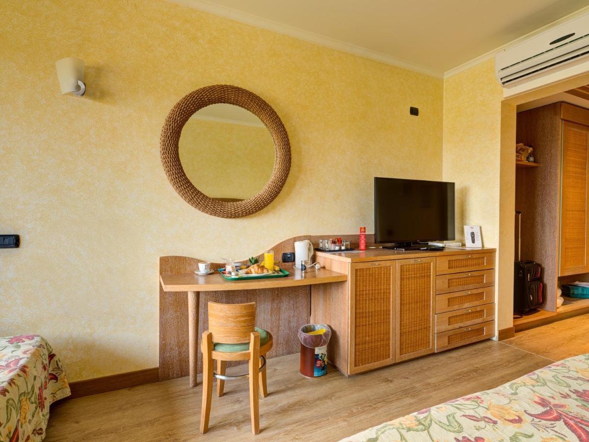Superior Twin or Double Room,1433630584:JPEG