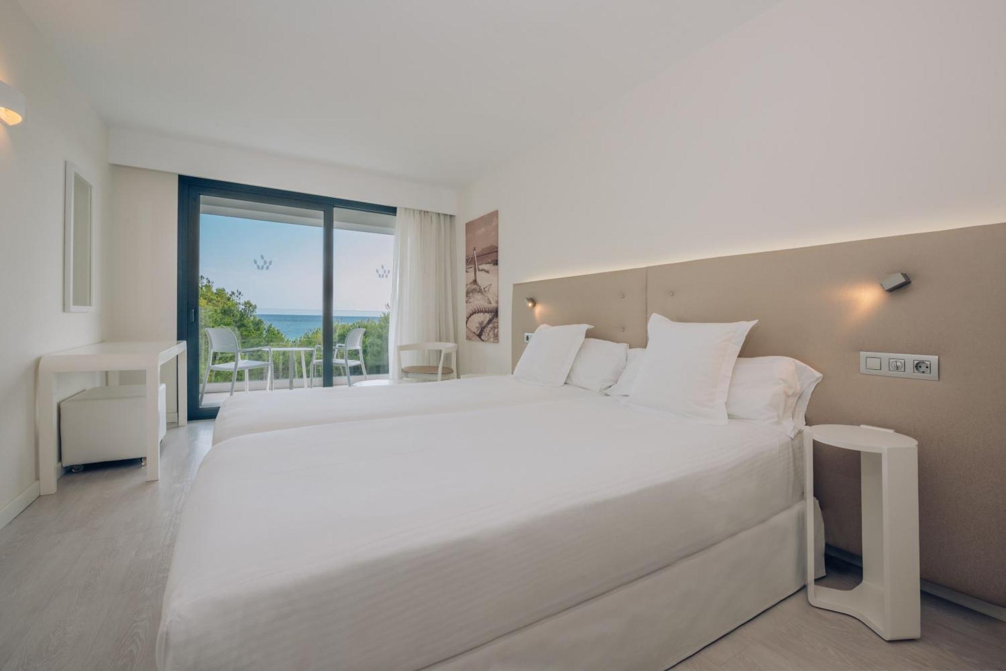 Quarto Duplo com Vista do Mar