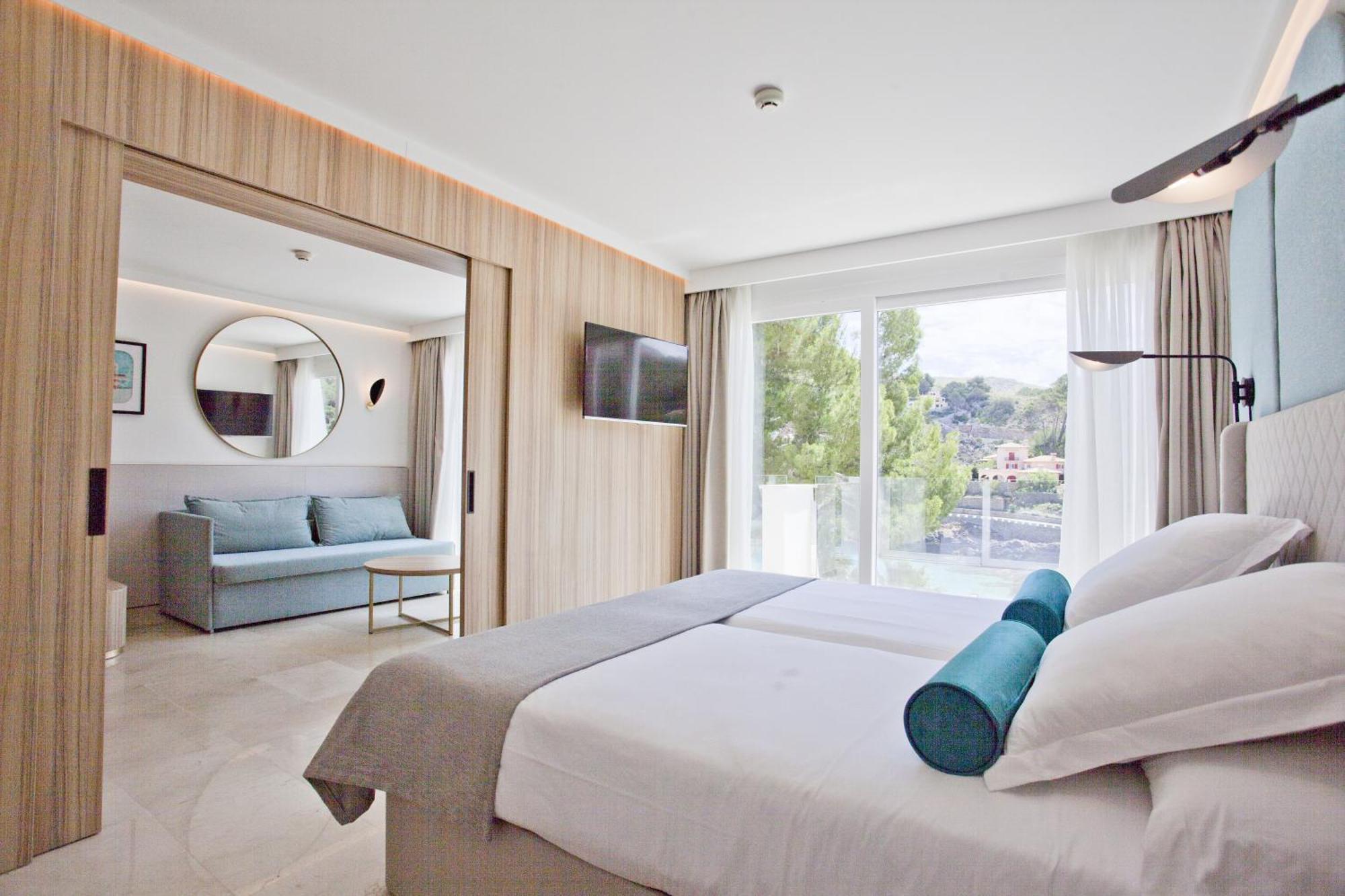 Suite with Sea View,1207514629:JPEG
