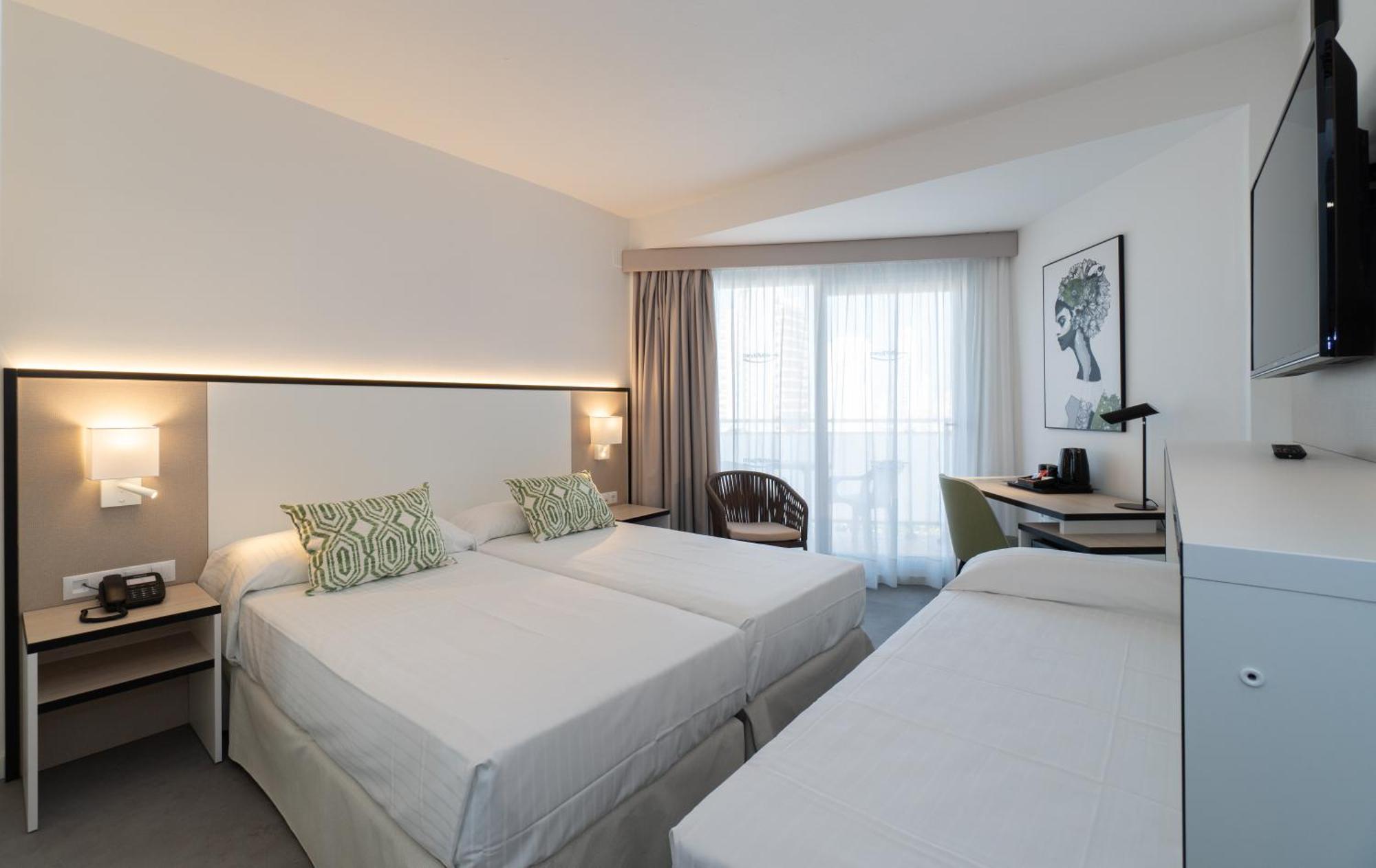 Twin Room with Balcony (3 Adults),1669007291:JPEG