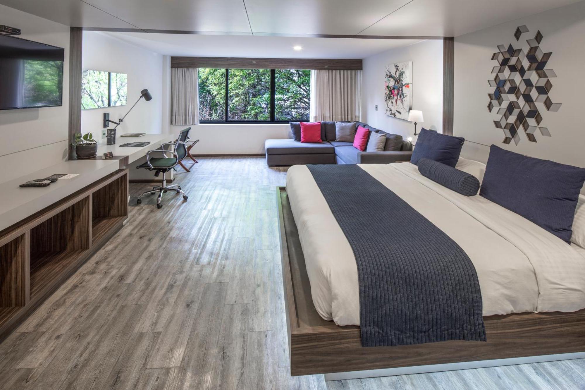 Junior Suite,1208221585:JPEG