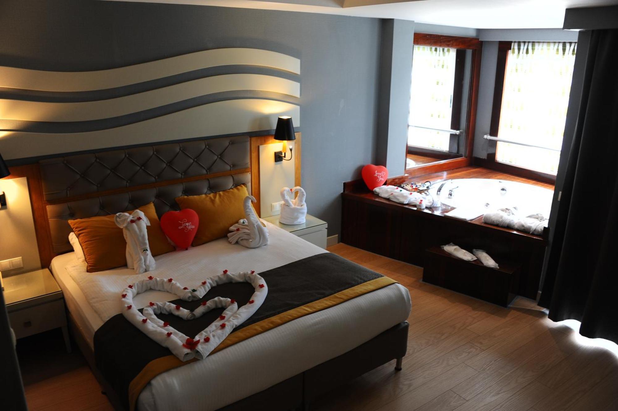 Double Room Spa Bath