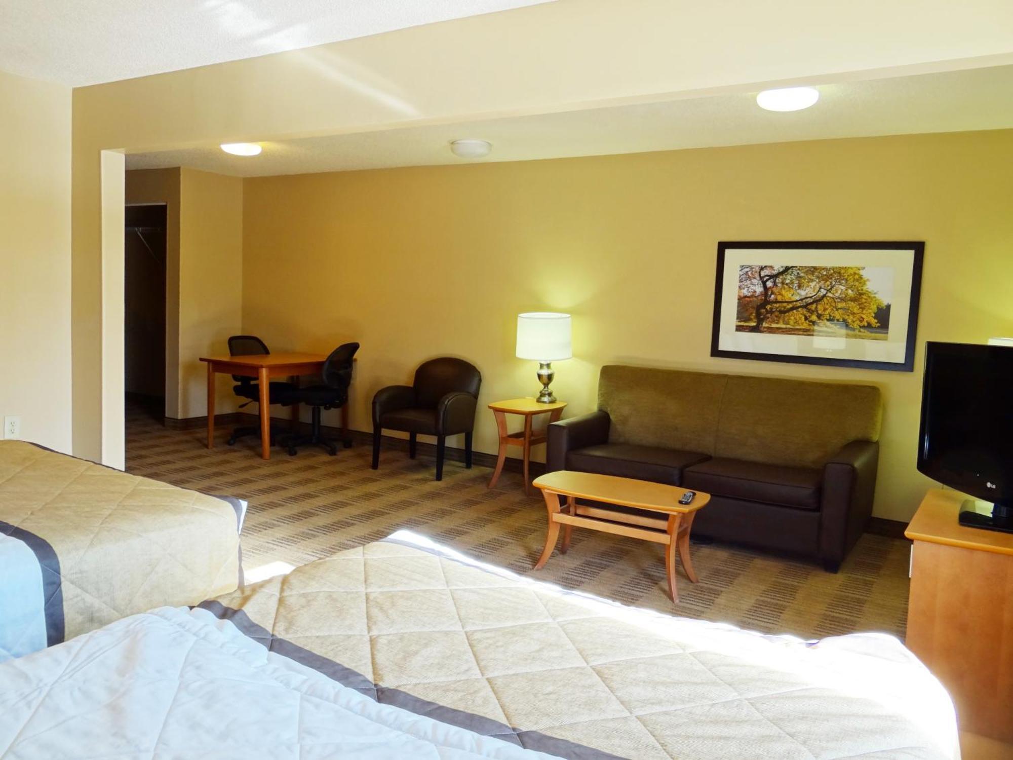 Deluxe Studio 2 Double Beds Non-Smoking