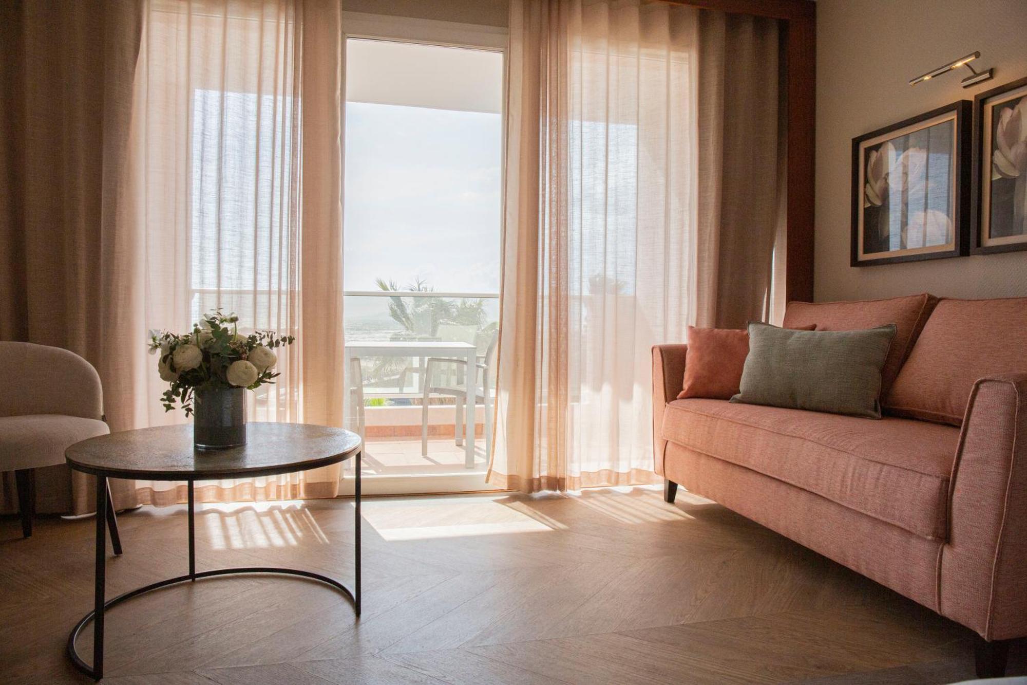 Double Room Sea View Complimentary Spa Access