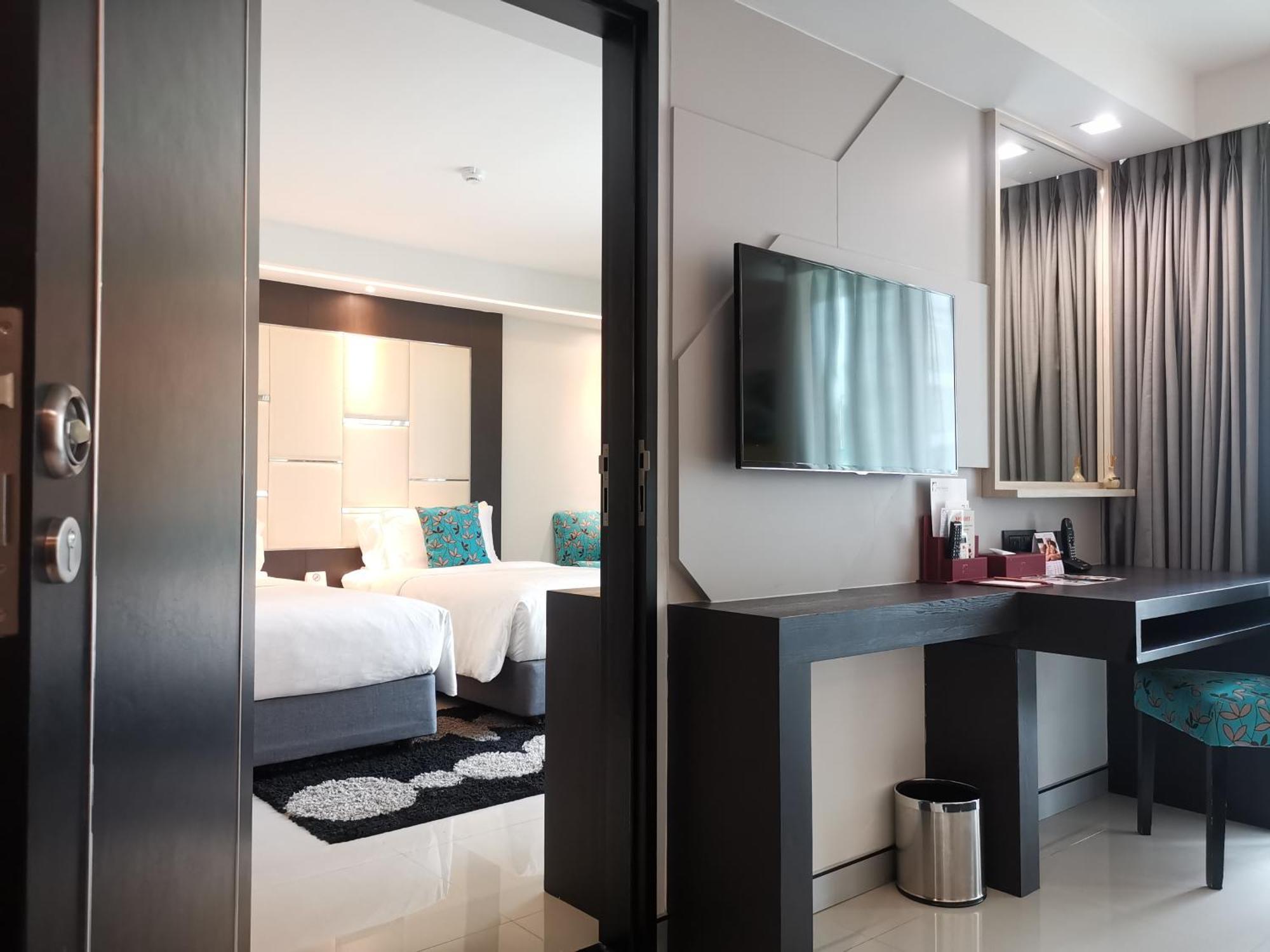 Two-Bedroom Connecting