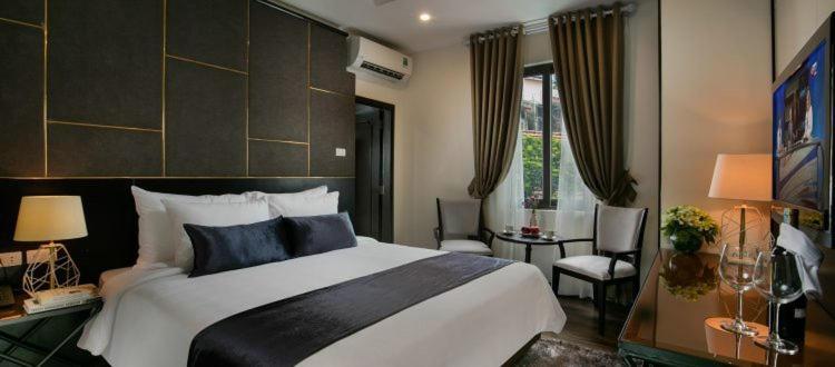 Deluxe Double or Twin Room