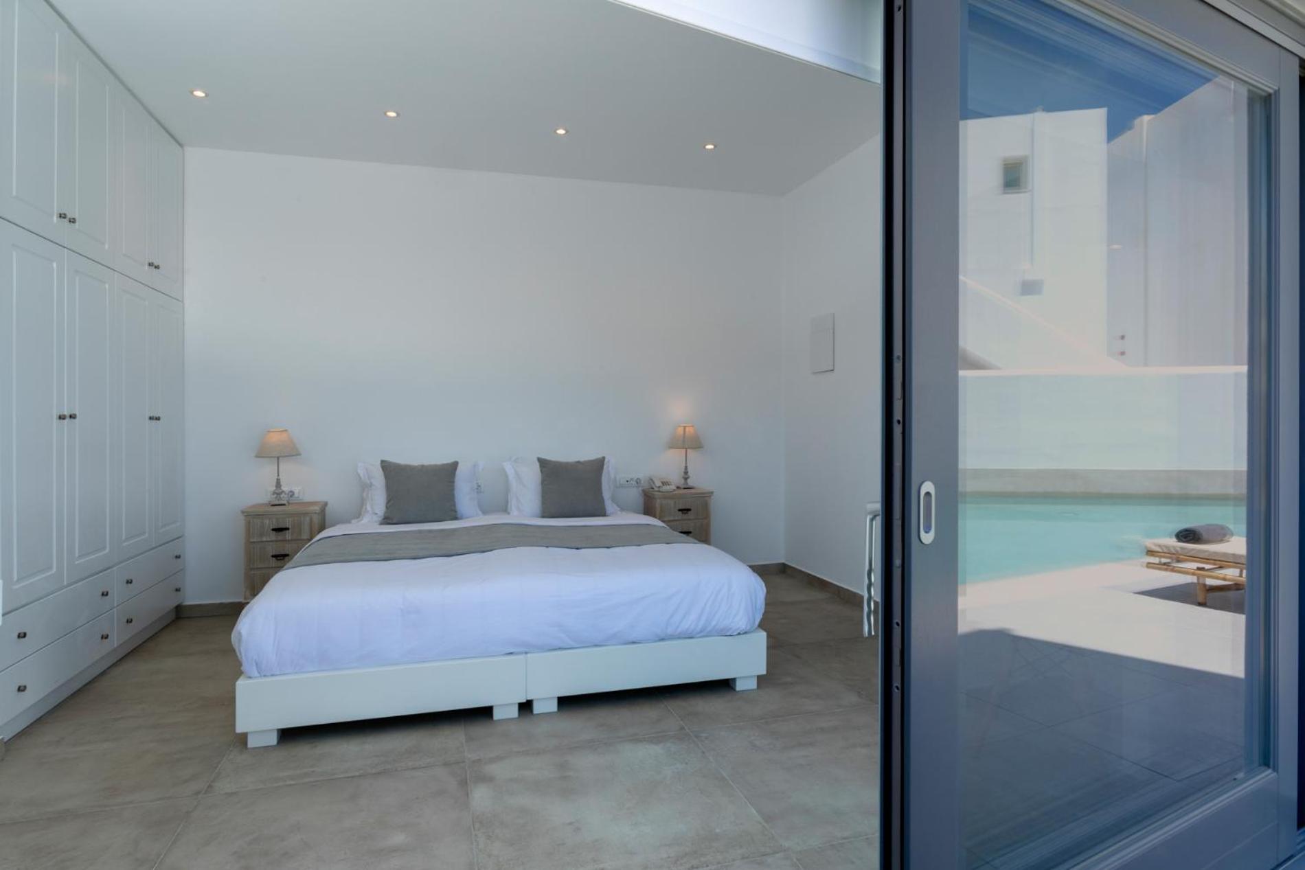 Habitación con piscina privada