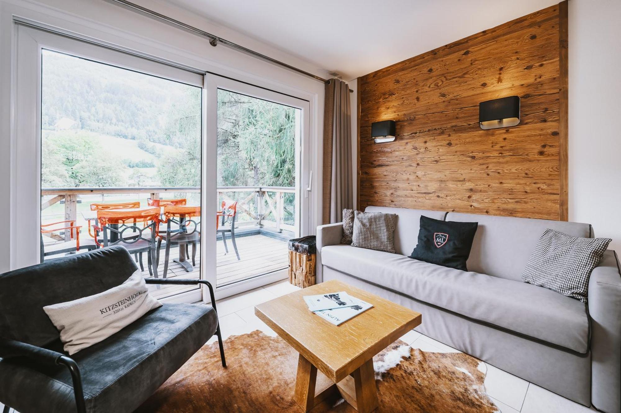Three-Bedroom Suite,1397968454:JPEG