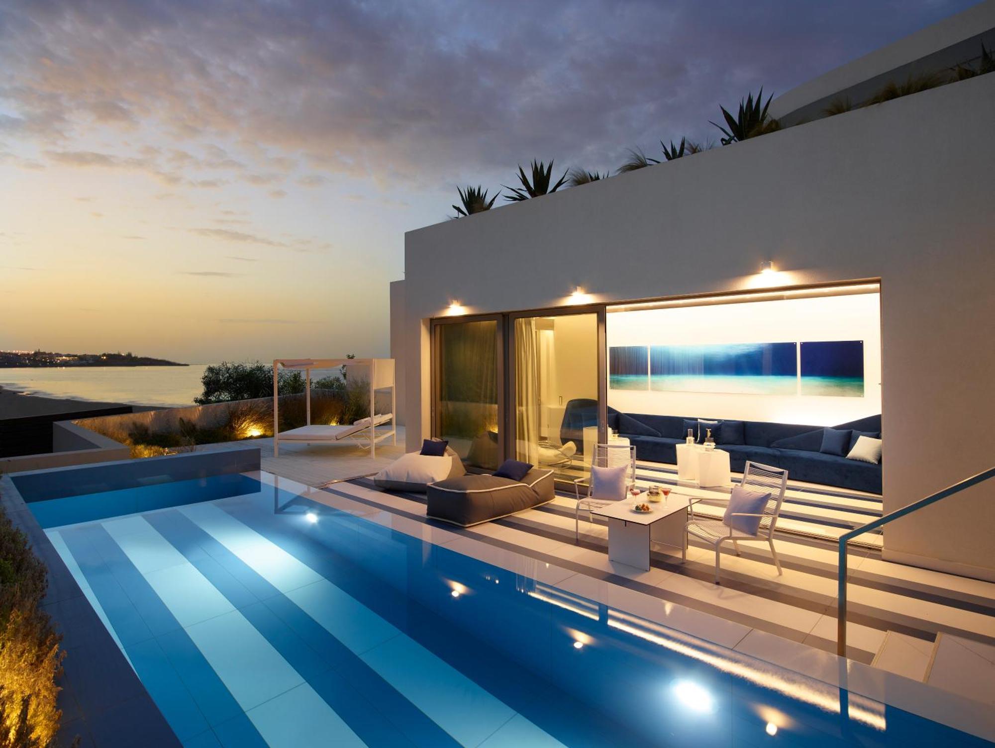 Gold Star Suite with Private Pool