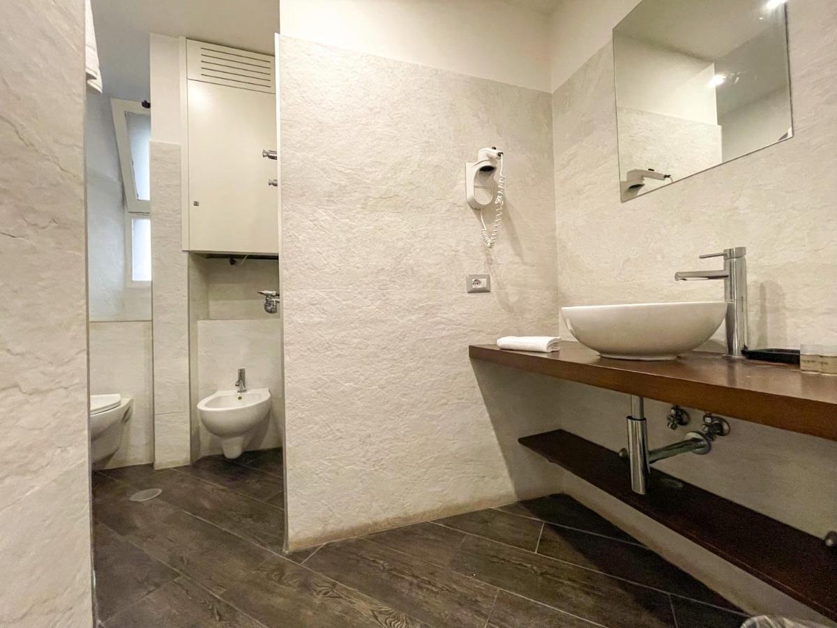Classic Triple Room,1230894092:JPEG
