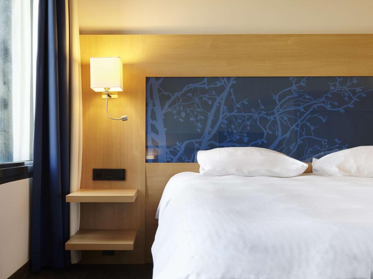 Standard Room,1447908139:JPEG