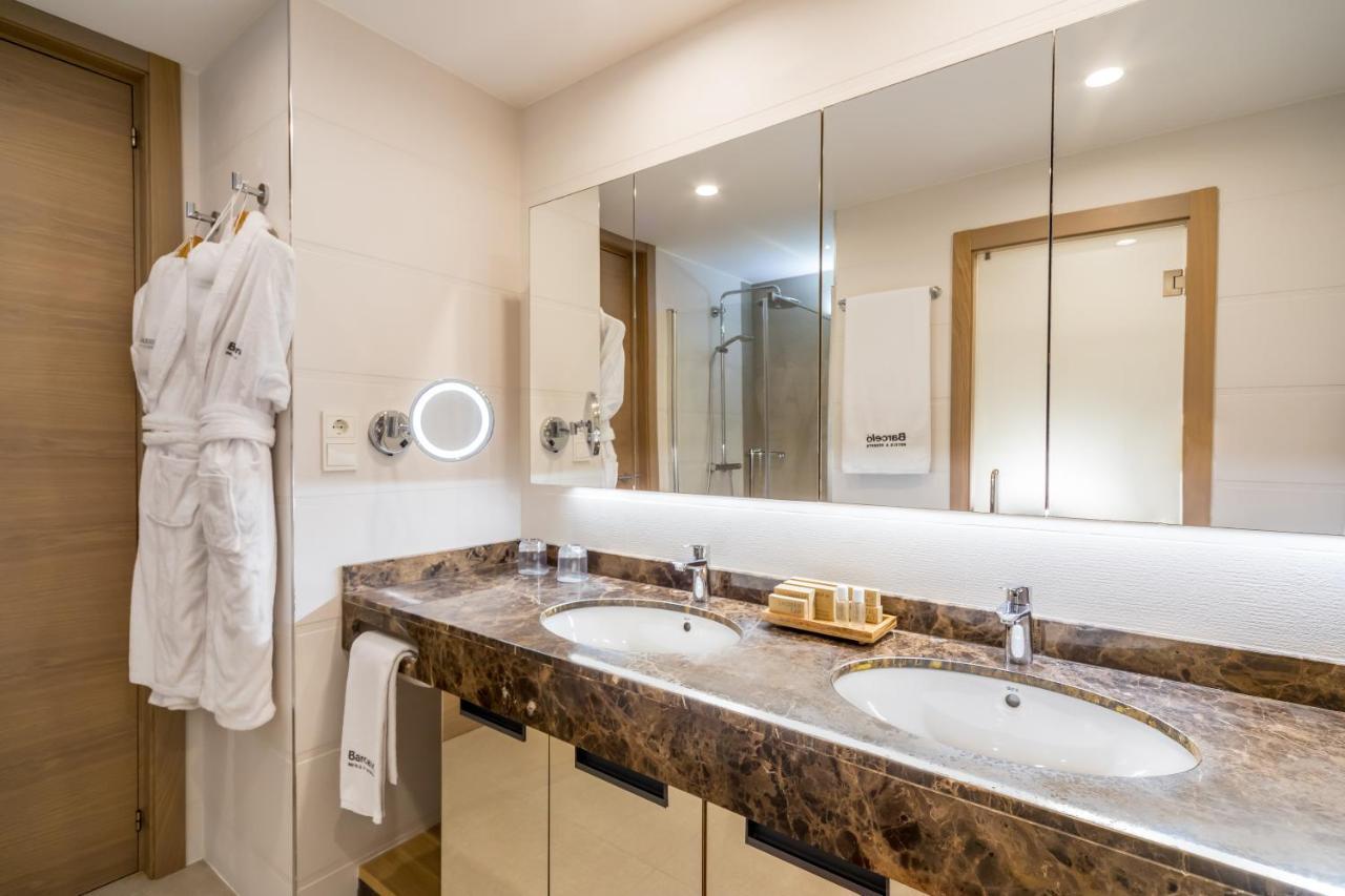Deluxe Double or Twin Room Garden View