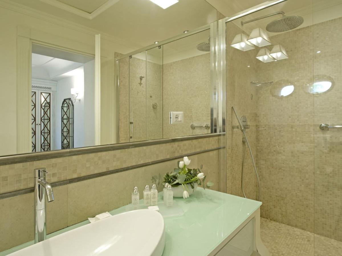Double Room with Temple View