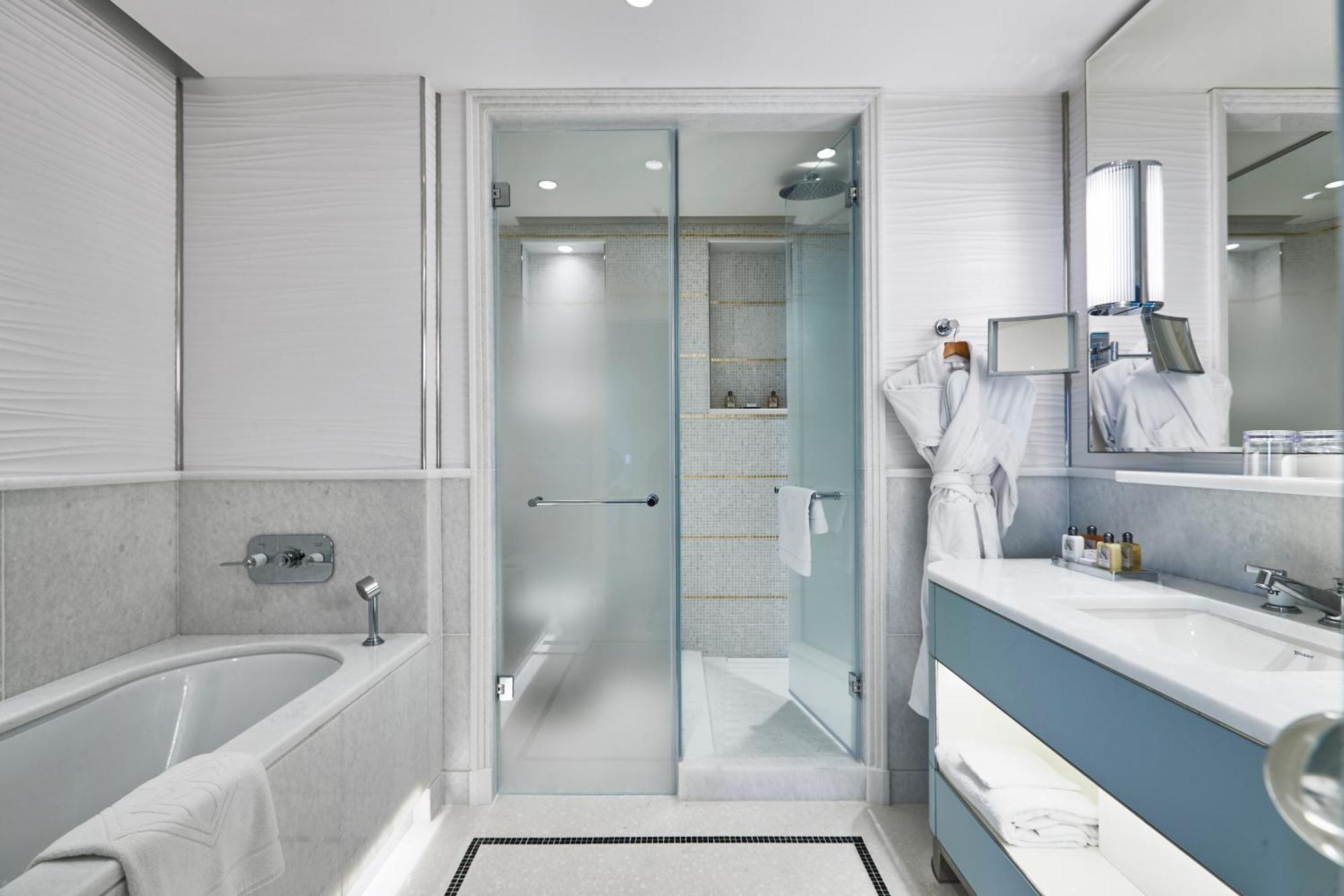 Prestige King Suite with Sea view,1697042947:JPEG