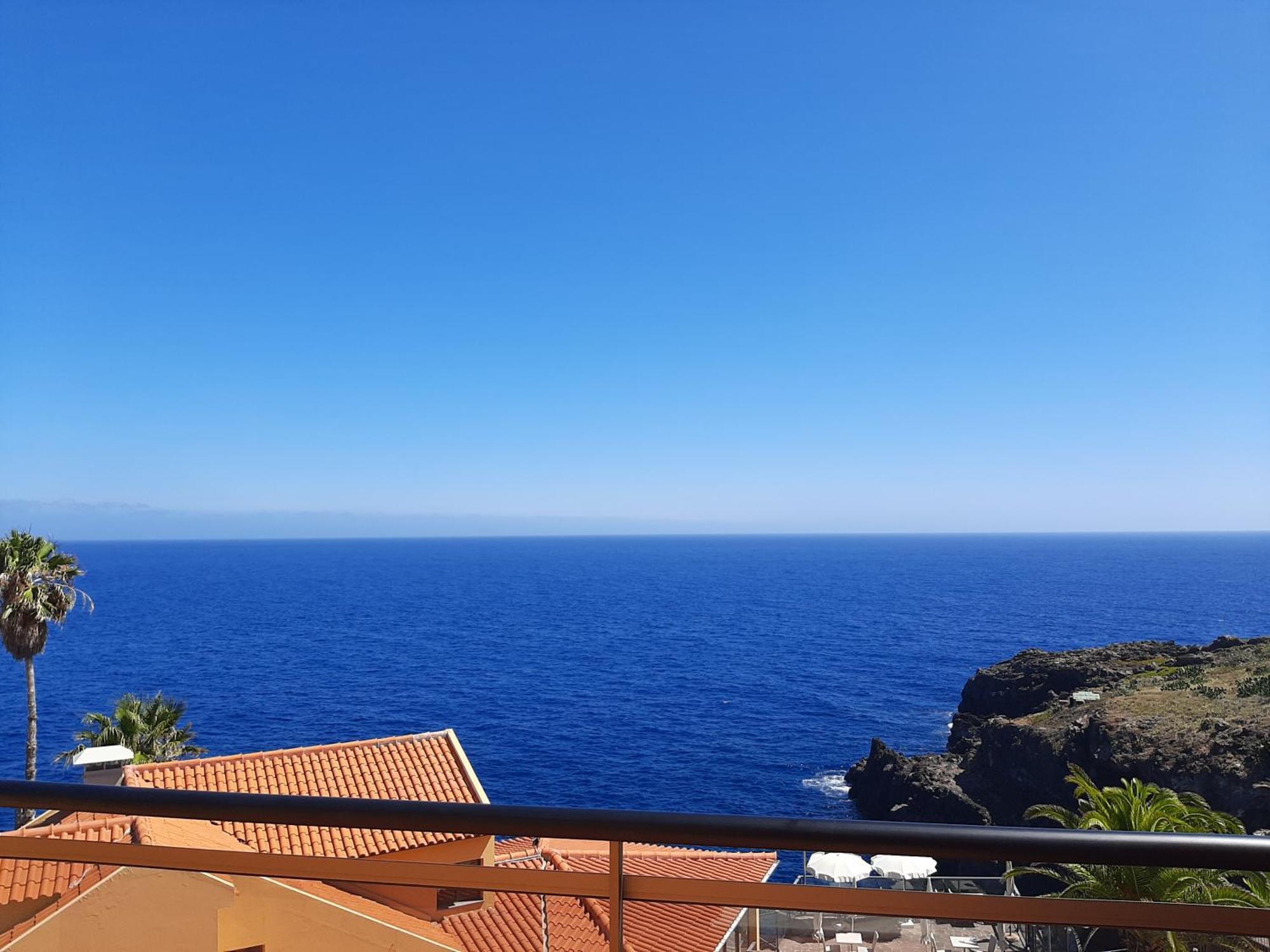 Studio with Sea View,1274487976:JPEG