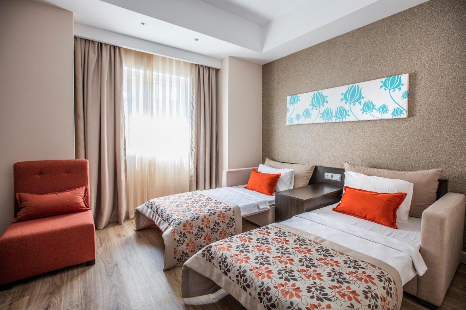 Club Family Room Sea View