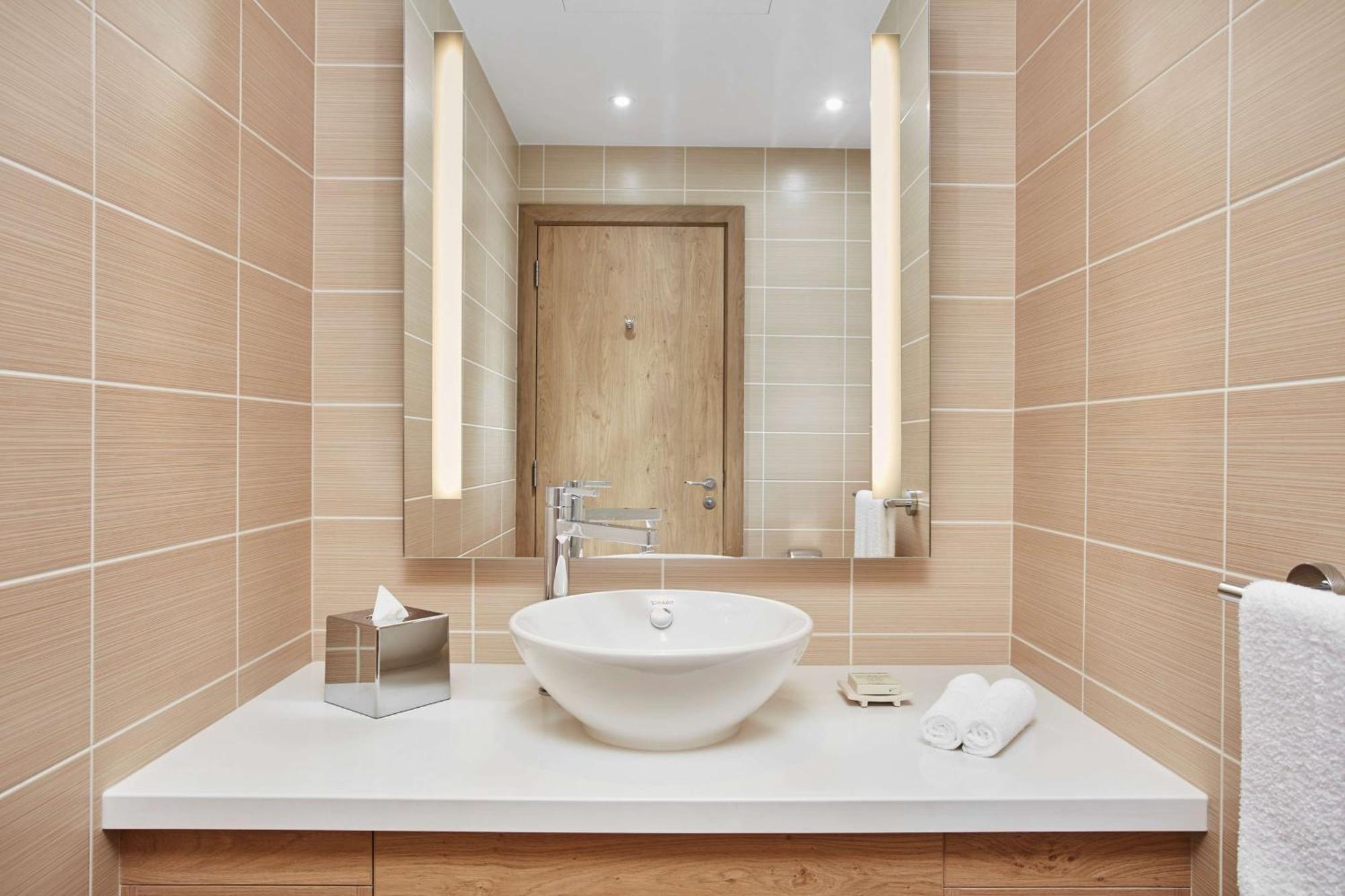 One-Bedroom King Suite,1552682944:JPEG