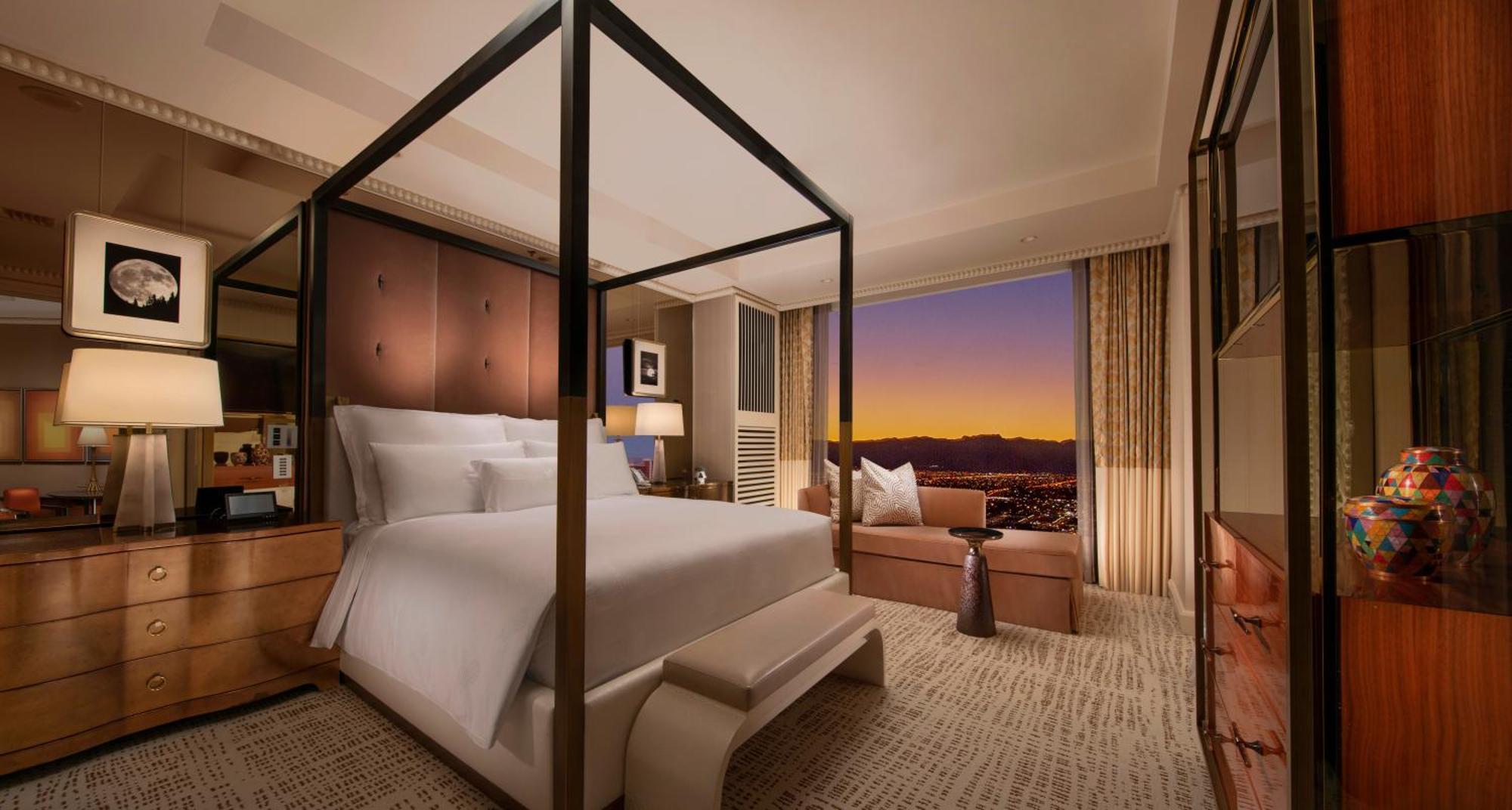 Wynn Tower Suite Parlor