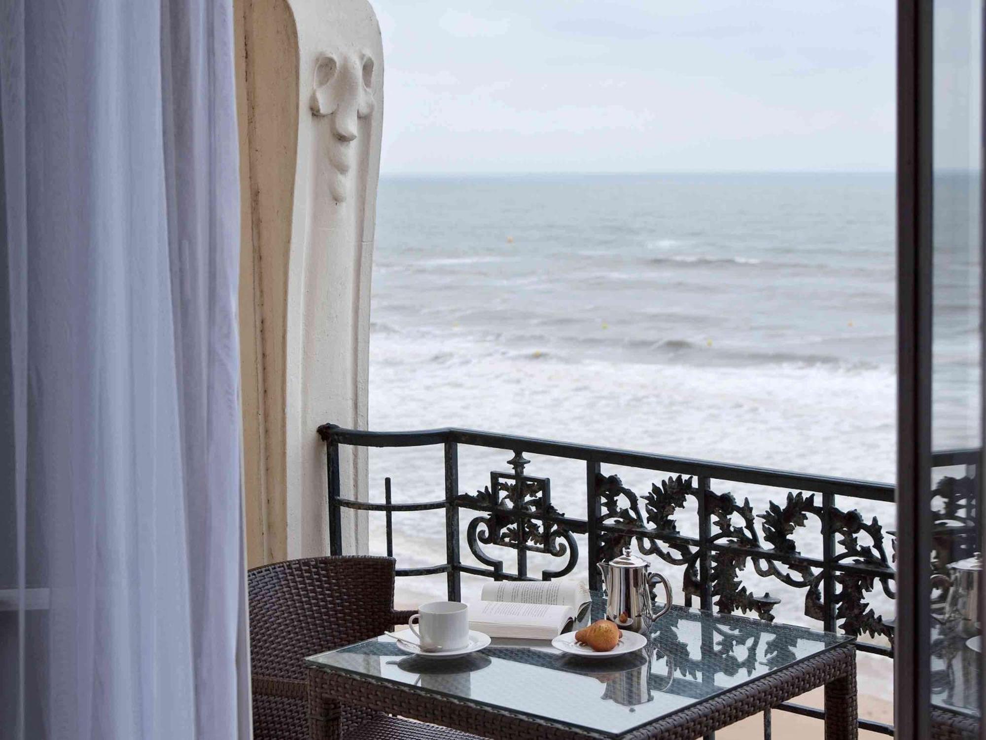 Deluxe Double Room Balcony Sea View,1589230084:JPEG