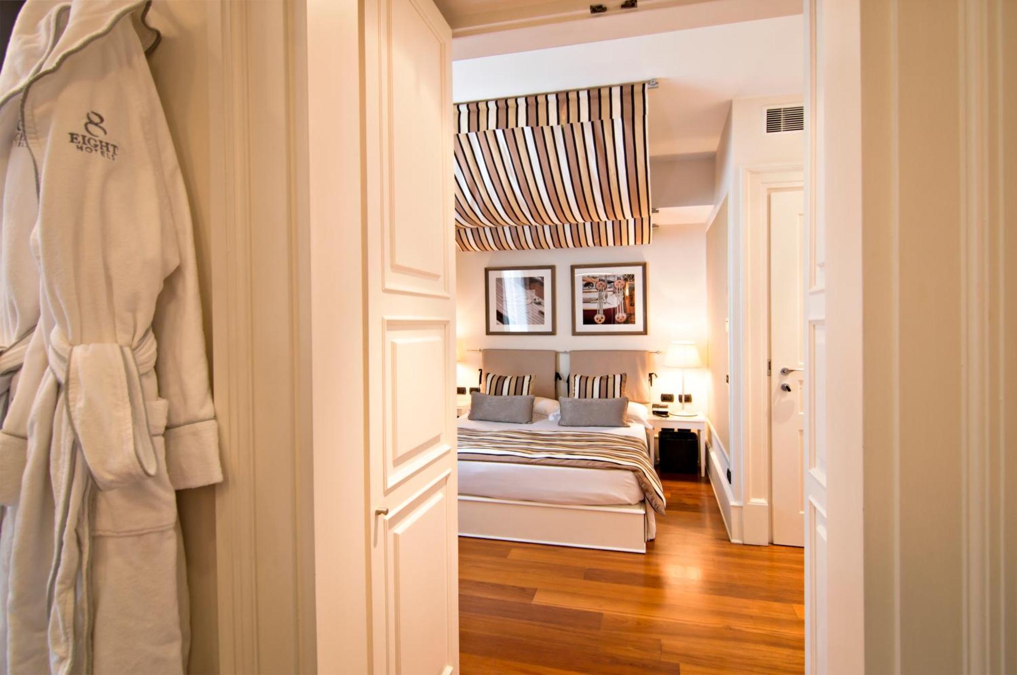 Double or Twin Room,1279671055:JPEG
