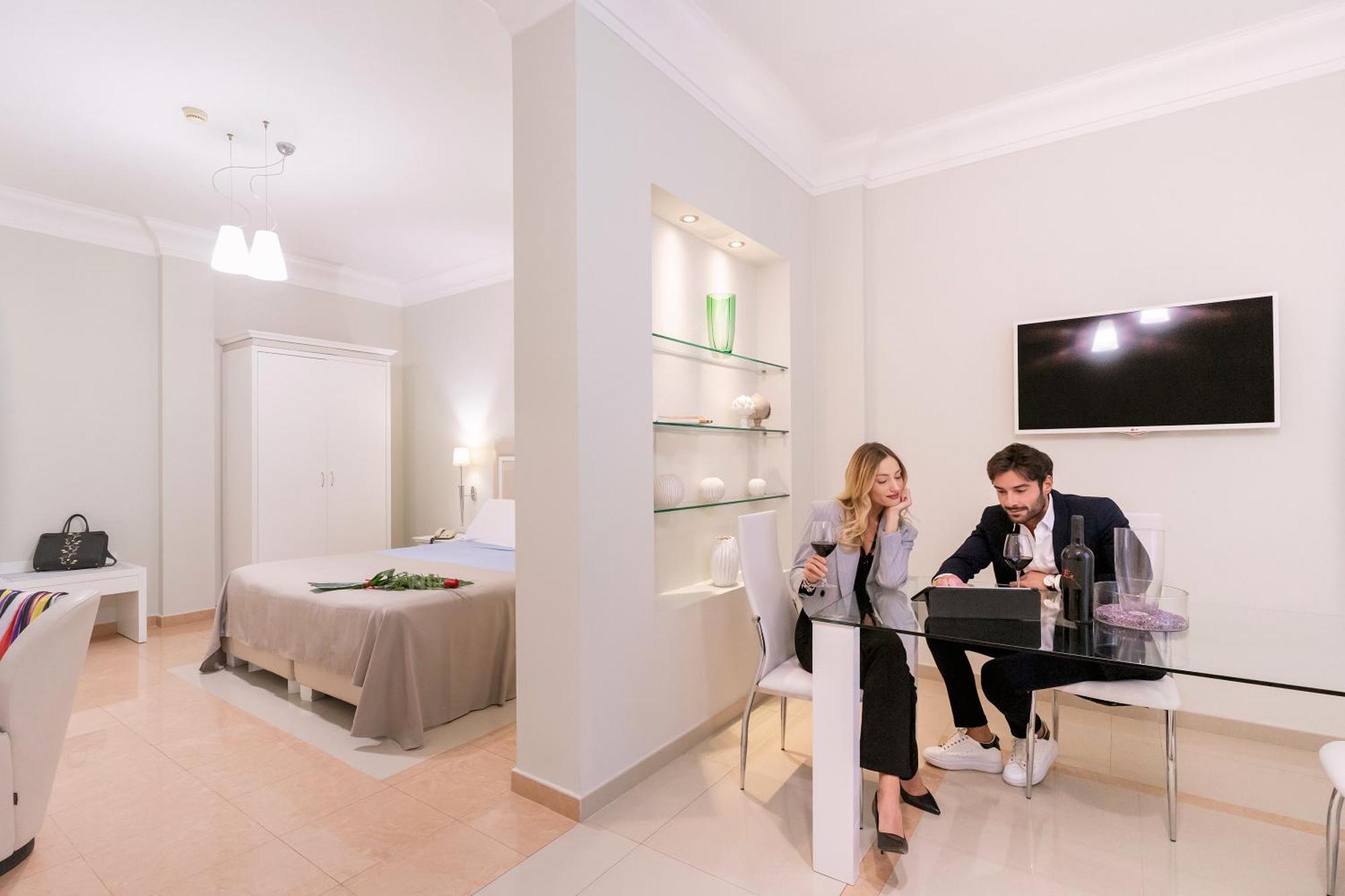 Deluxe Double or Twin Room