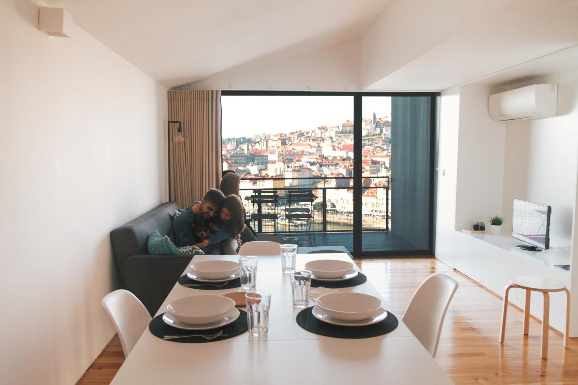 Penthouse Apartment River view