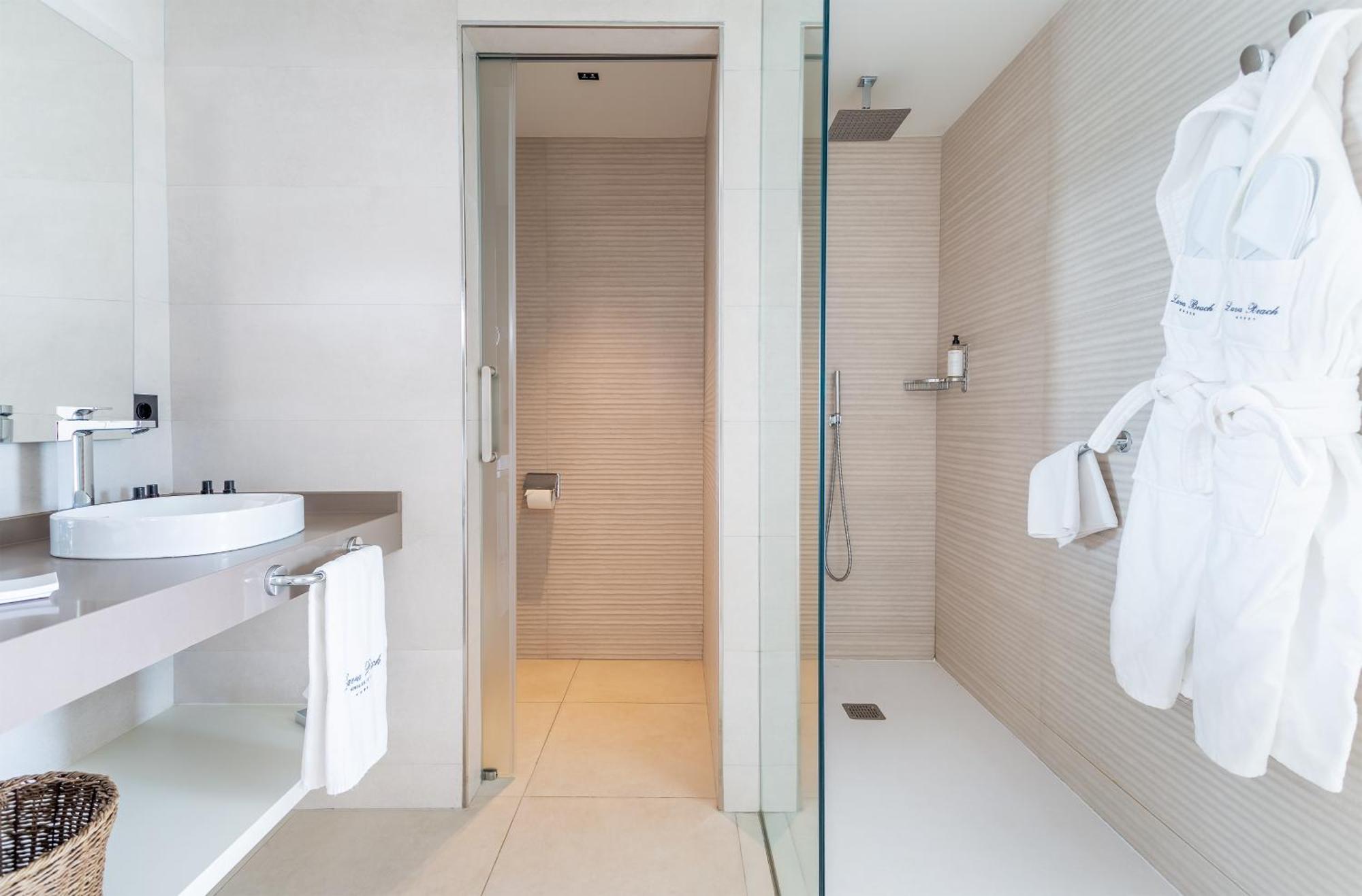 Junior Suite met Uitzicht op de Tuin (3 Volwassenen) - Inclusief toegang tot de spa