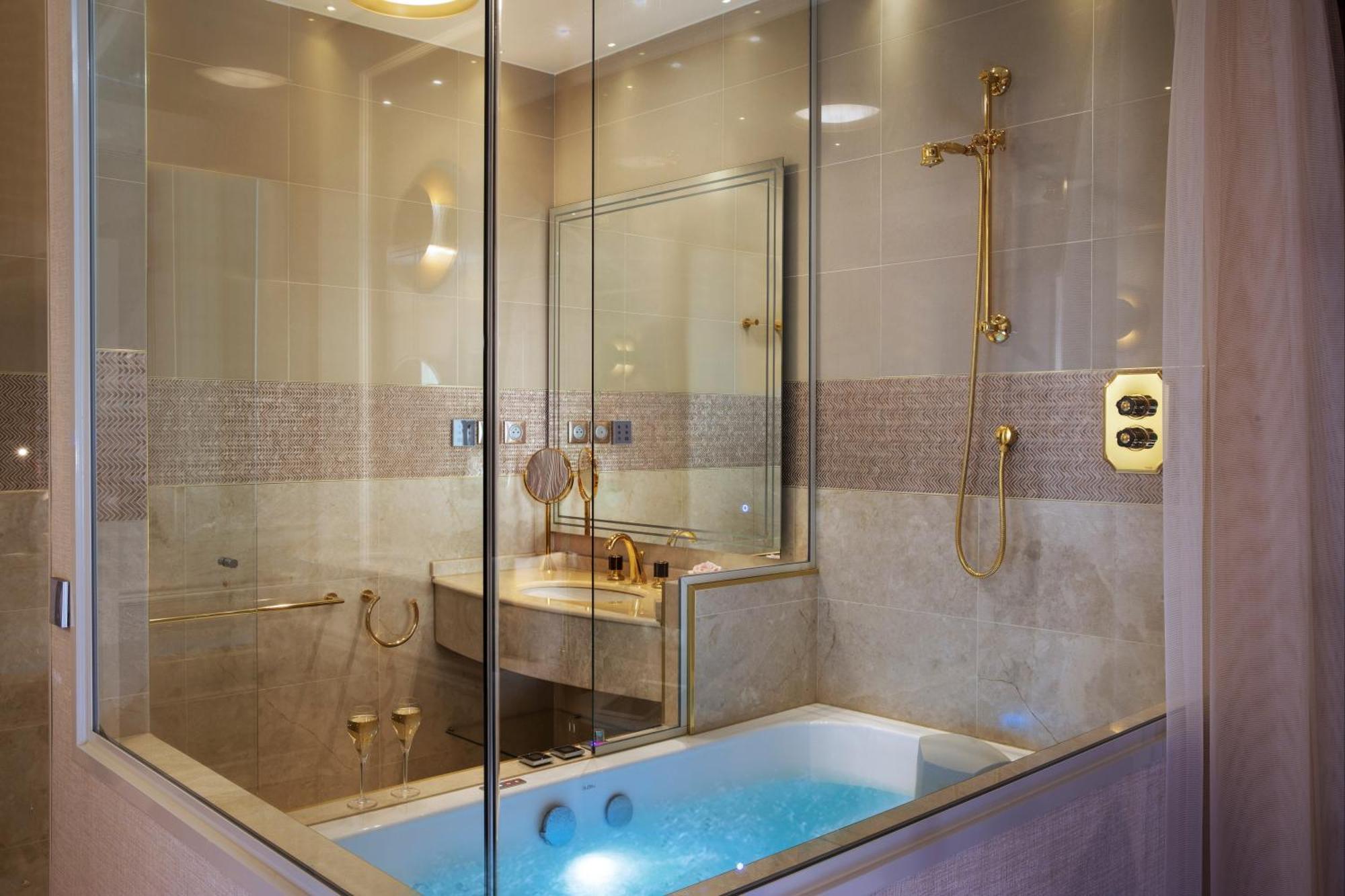 Deluxe Passion Room Jacuzzi,1284299464:JPEG