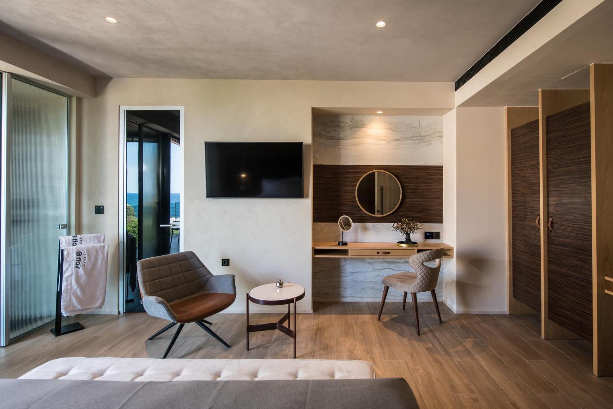 Emotion King Room,1536585613:JPEG