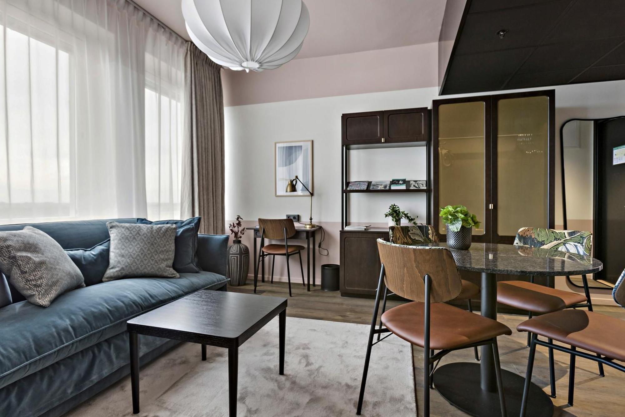 Kamer met Kingsize Bed en Kitchenette