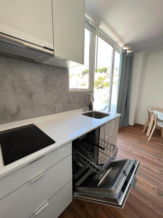 Apartamento com Varanda