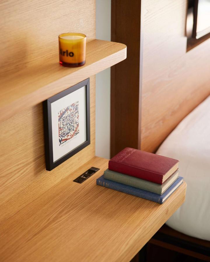 Chambre Lit King-Size - Vue sur Cour