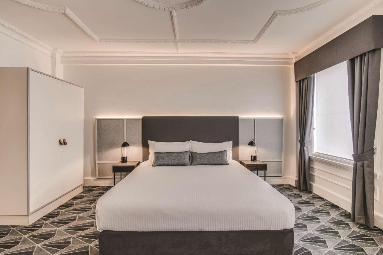 Savoy Queen Room
