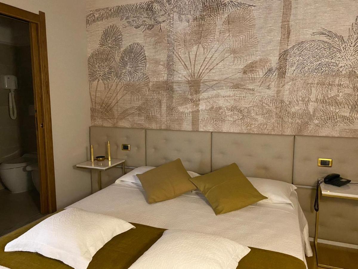 Small Double or Twin Room