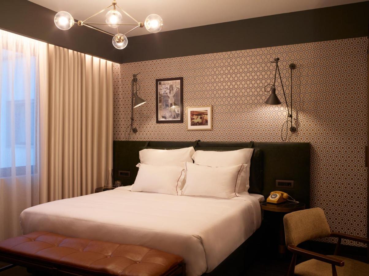 Presidential King Suite